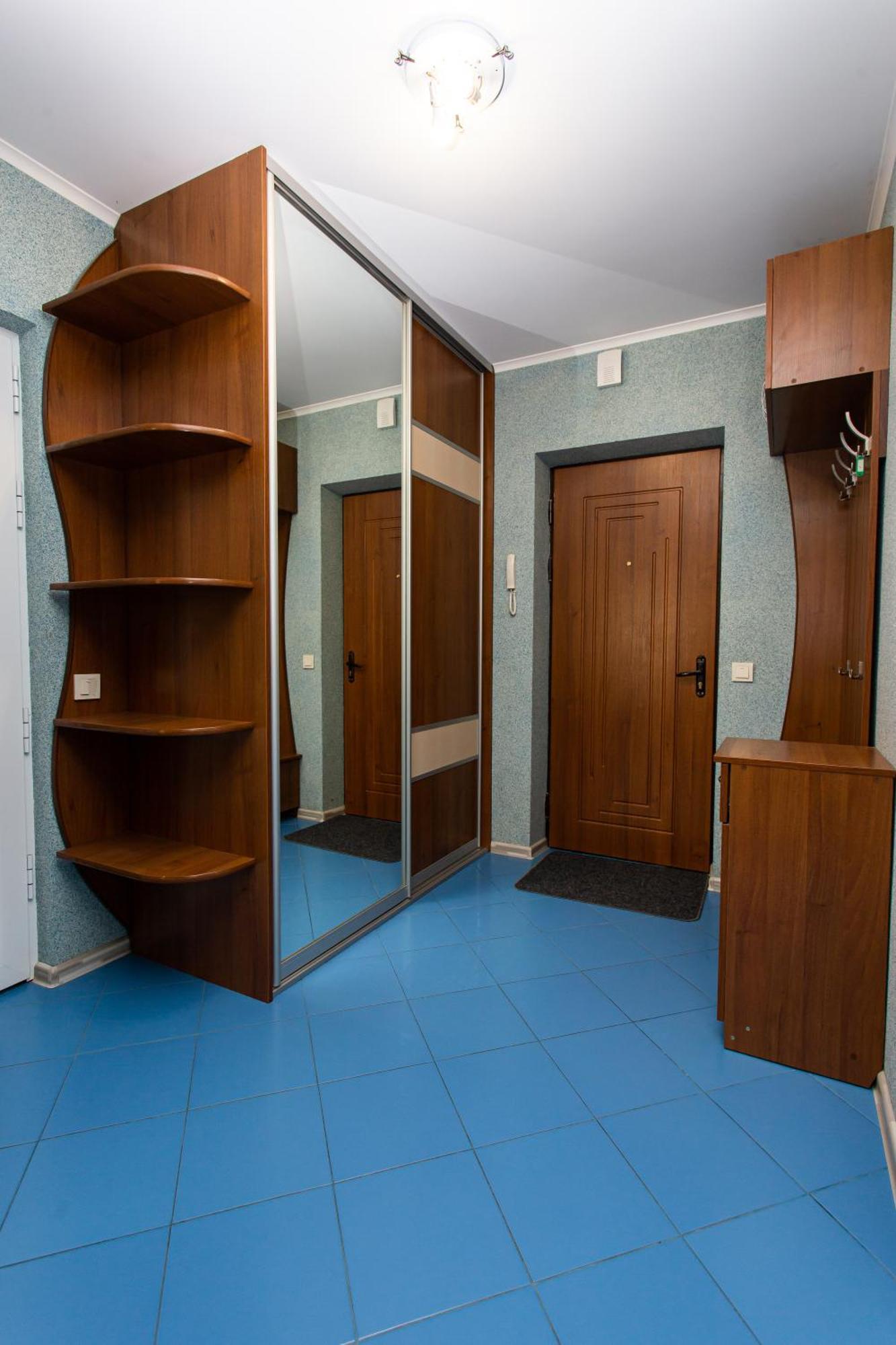 Центр. Вул. Родини Барвінських Ternopil Exterior foto